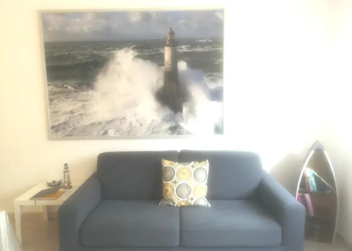 Monica'S Apartment